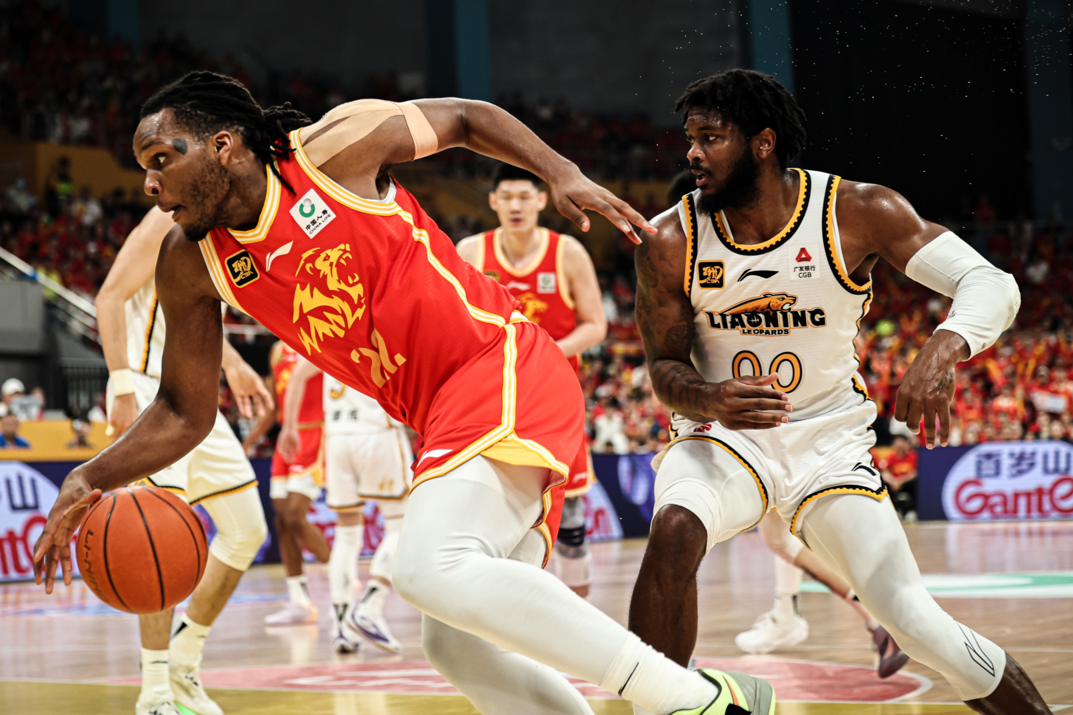 关于广厦男篮内部会议纪要流出:转会期回应争议,全明星赛使命明确,赛季目标并未改变的信息 关于广厦男篮内部会议纪要流出:转会期回应争议,全明星赛使命明确,赛季目标并未改变的信息