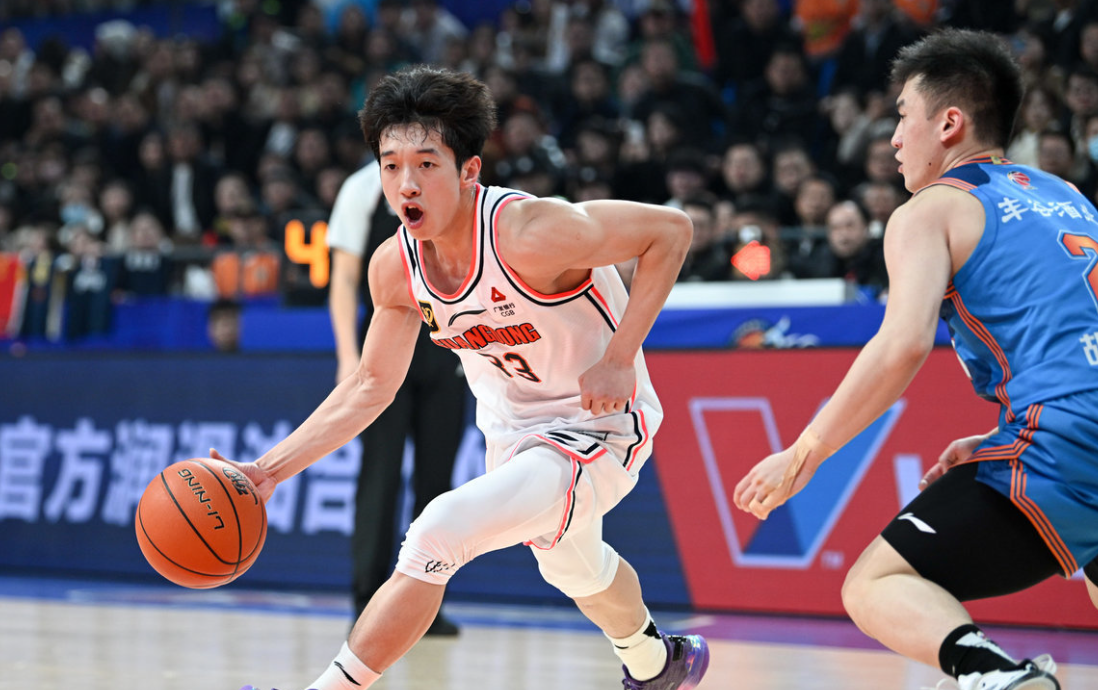 关于广厦男篮内部会议纪要流出:转会期回应争议,全明星赛使命明确,赛季目标并未改变的信息 关于广厦男篮内部会议纪要流出:转会期回应争议,全明星赛使命明确,赛季目标并未改变的信息